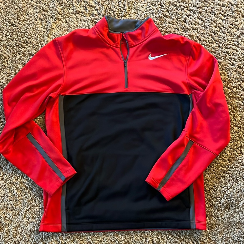 NIKE Men’s Golf Pullovers-Excellent condition!